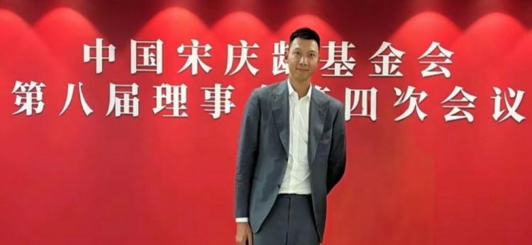 時(shí)隔5個(gè)月首次公開露面！大河報(bào)：易建聯(lián)關(guān)聯(lián)公司成被執(zhí)行人