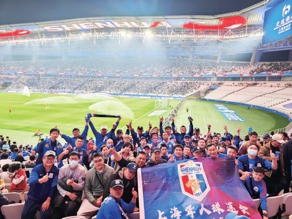 東體介紹上海聾人球迷會：最安靜的助威，最“響亮”的看臺