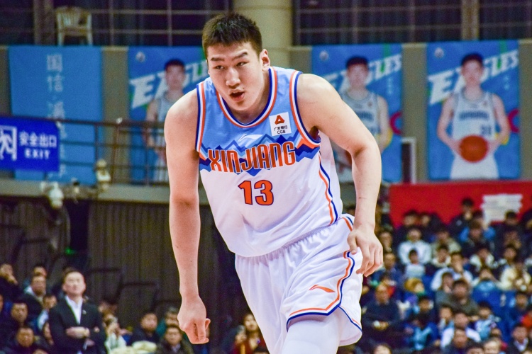 高效輸出！李炎哲半場7中5拿到12分2板1助1斷2帽