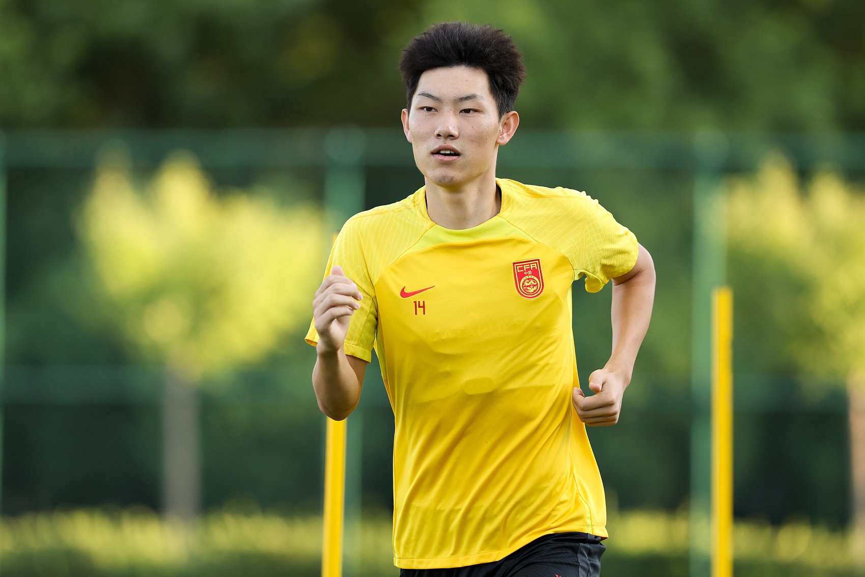 魯媒：泰山隊(duì)抵達(dá)梅州五外援齊整，四名國(guó)腳可出戰(zhàn)史松宸隨隊(duì)